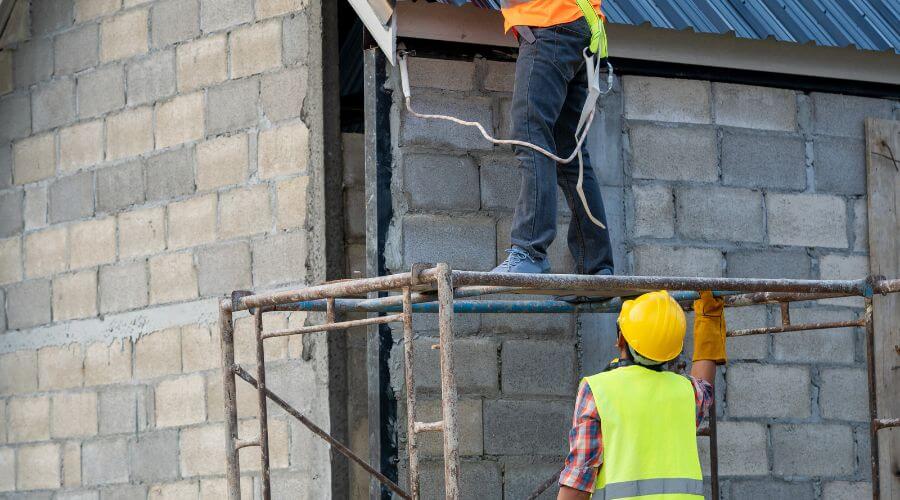 Expert Emergency Roof Repairs services in Munith, MI